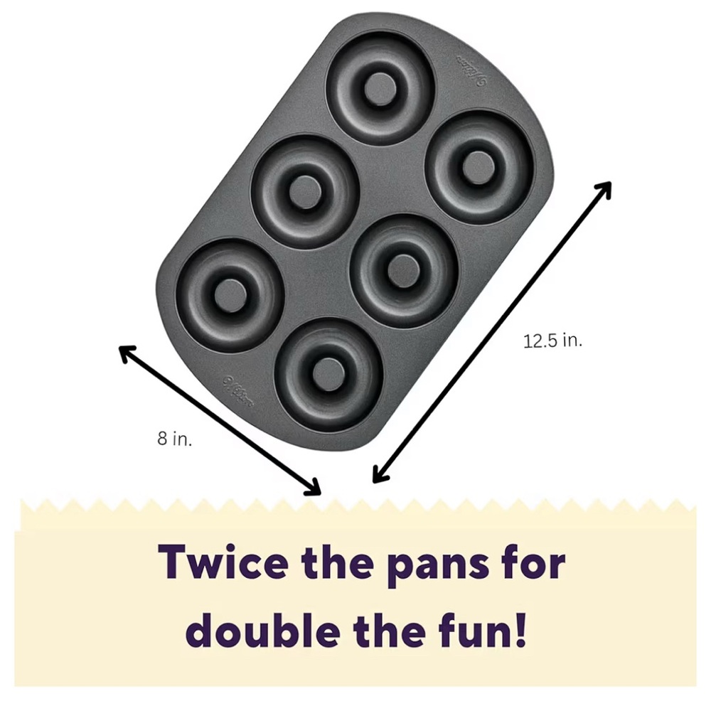 WILTON 4 pack donut Pans - Picture 10 of 10